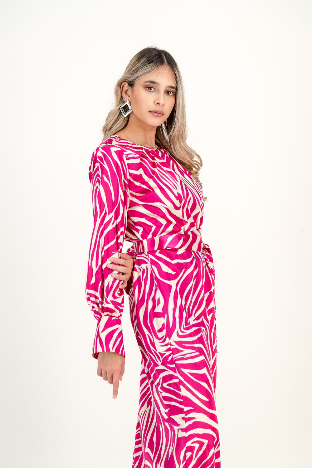 ZOE - pink and white